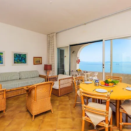 Casa Roberta Апартаменты *