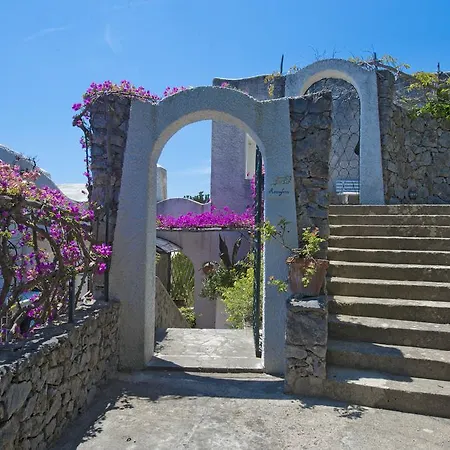 Casa Roberta Конка-дей-Марини